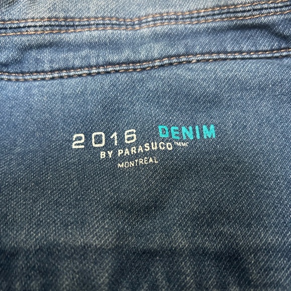 Stylish Denim Jacket - Picture 4 of 7